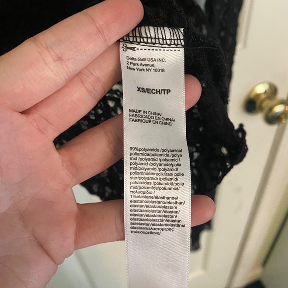 Blouse - Picture 4 of 4